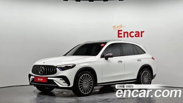 Mercedes-Benz GLC-Class 2025