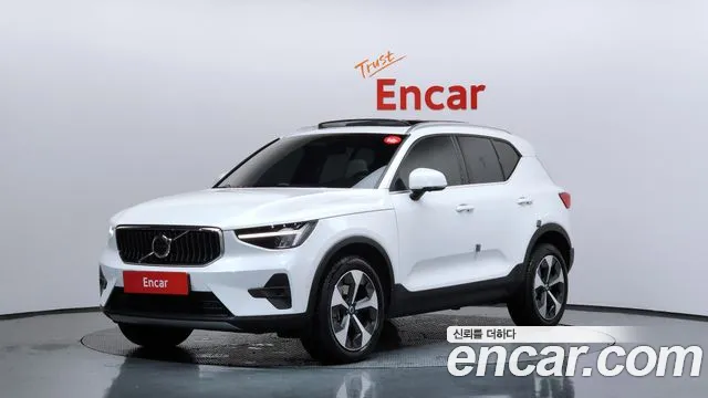Volvo XC40 2023