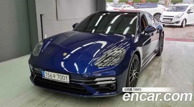 Porsche Panamera 2022