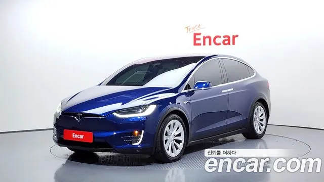 Tesla Model X 2019