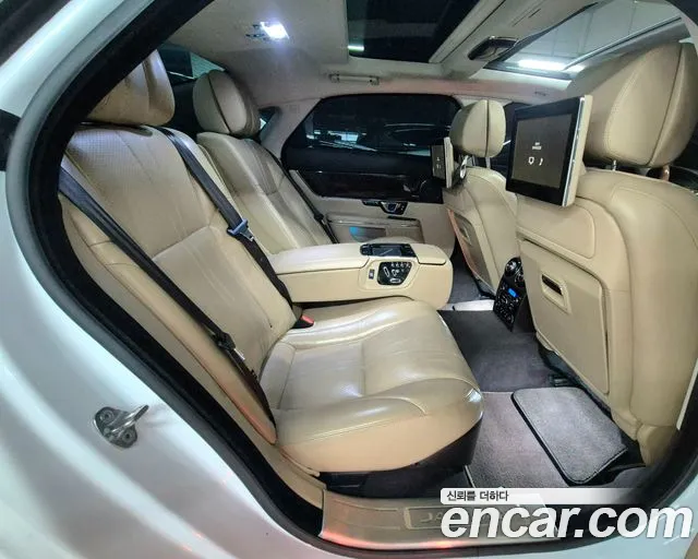 Jaguar XJ 2014