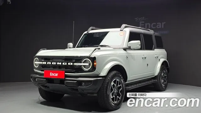 Ford Bronco 2023