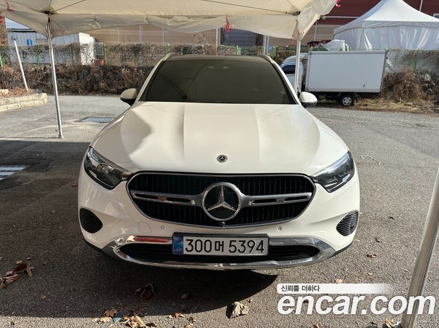 Mercedes-Benz GLC-Class 2025