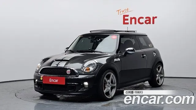 MINI Cooper 2010