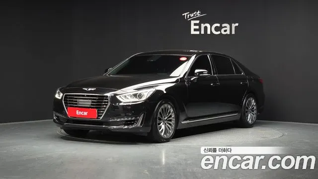 Genesis EQ900 2017