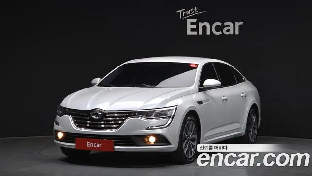 Renault SM6 2016