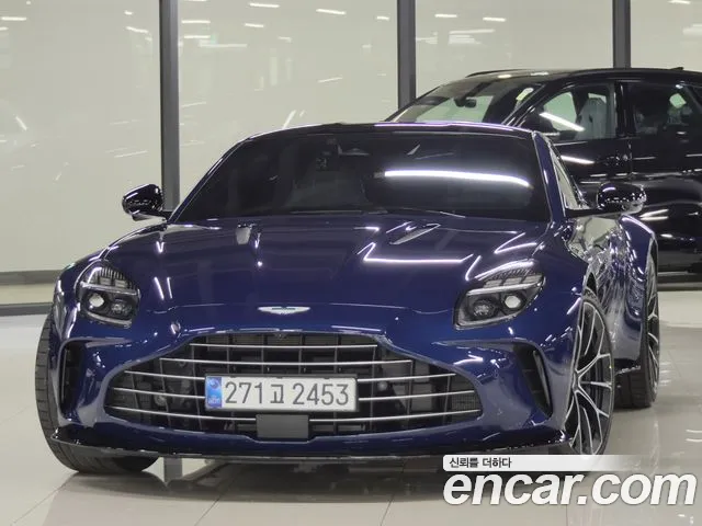 Aston Martin Vantage 2025