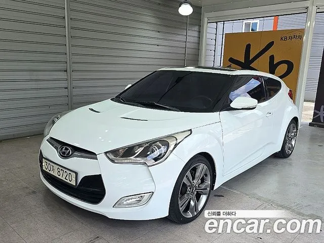 Hyundai Veloster 2011