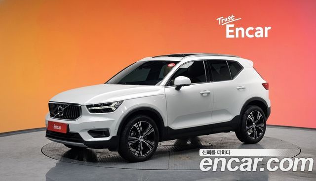 Volvo XC40 2021