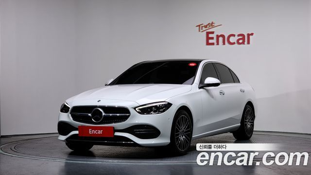 Mercedes-Benz C-Class 2025