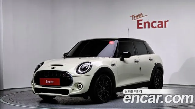 MINI Cooper 2021