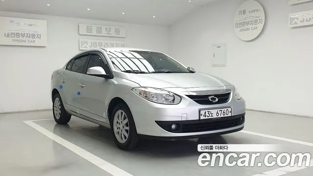 Renault SM3 2010