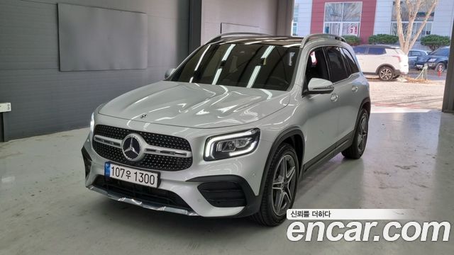 Mercedes-Benz GLB-Class 2020