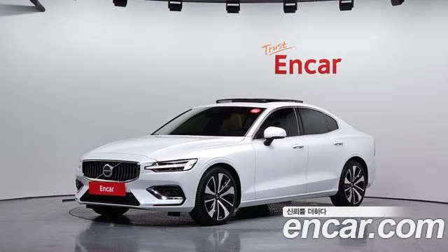 Volvo S60 2024