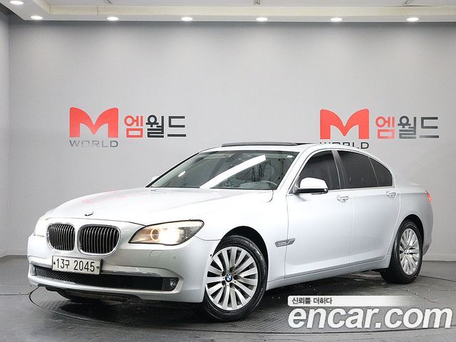 BMW 7-Series 2011
