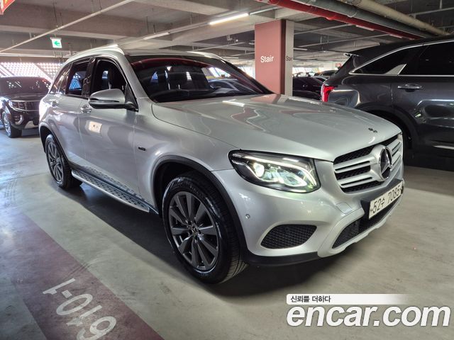 Mercedes-Benz GLC-Class 2018