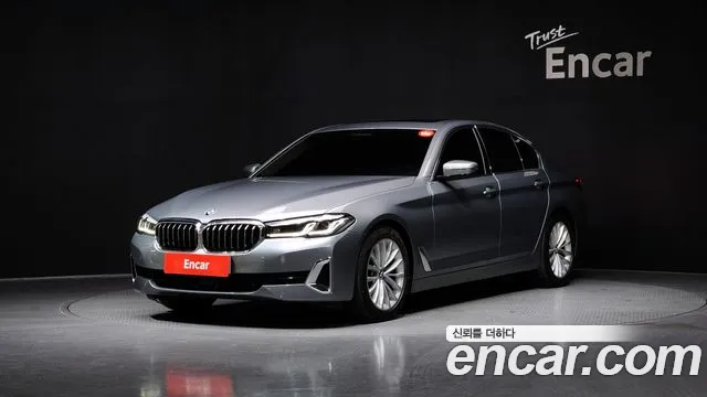 BMW 5-Series 2022