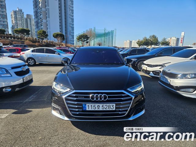 Audi A8 2021