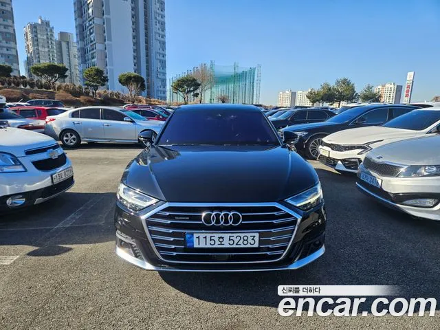 Audi A8 2021