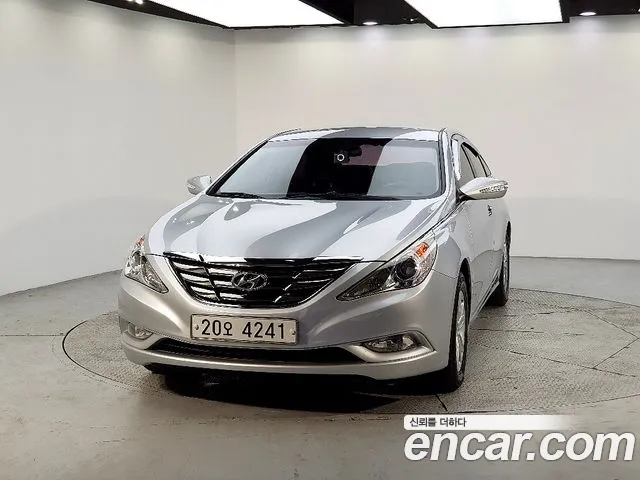 Hyundai Sonata 2011
