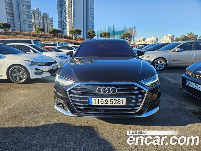 Audi A8 2021