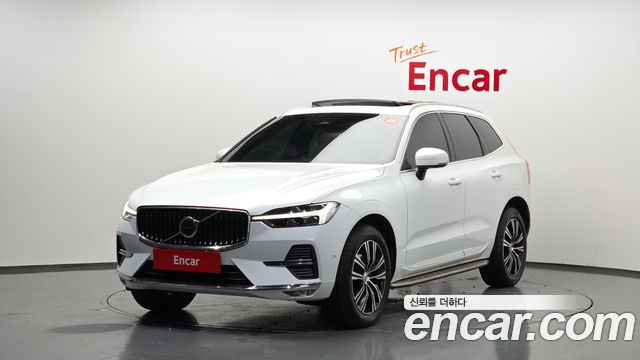 Volvo XC60 2022