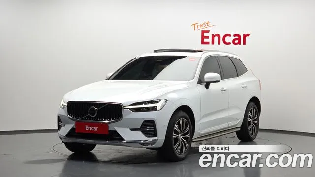 Volvo XC60 2022