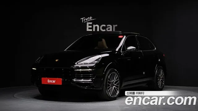 Porsche Cayenne 2021