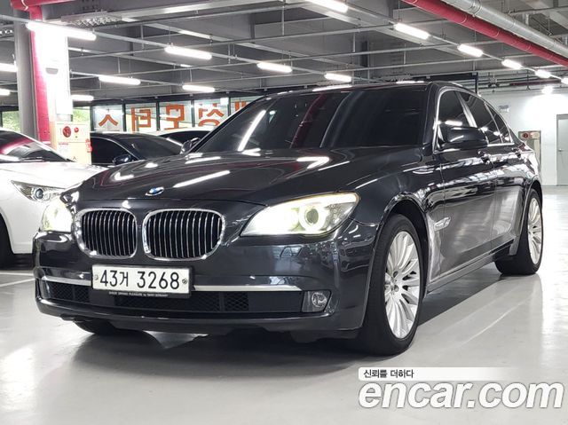 BMW 7-Series 2012