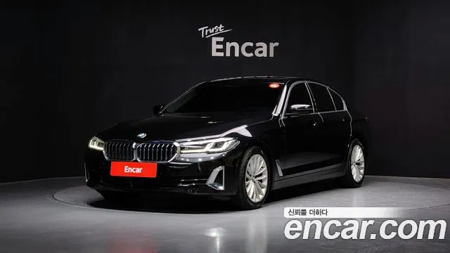 BMW 5-Series 2022