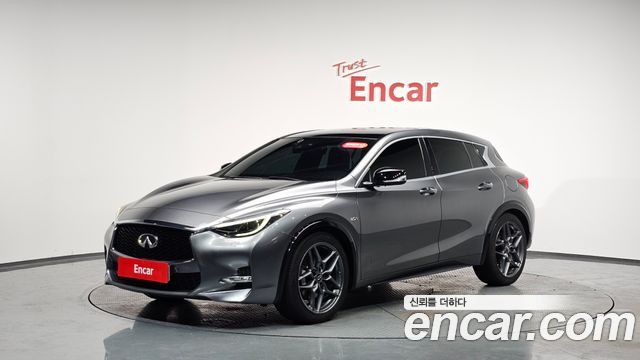 Infiniti Q30 2017