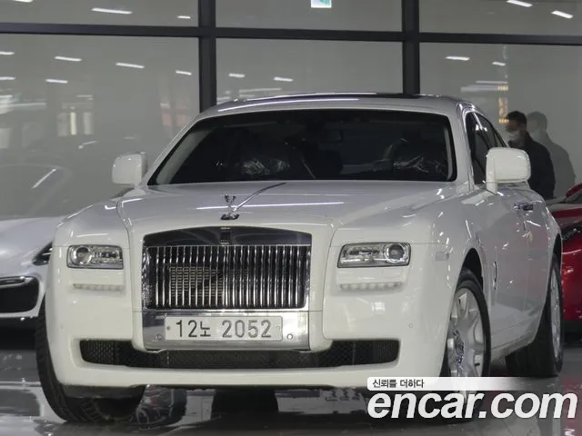 Rolls-Royce Ghost 2011