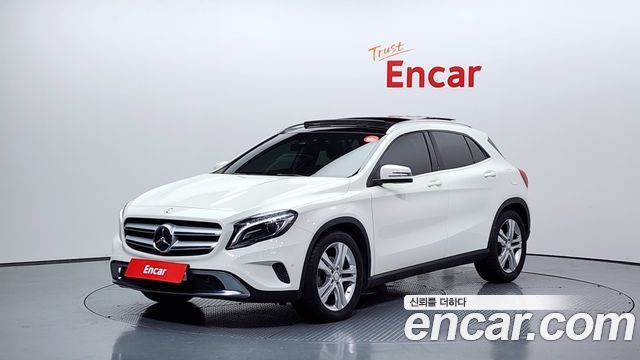 Mercedes-Benz GLA-Class 2016