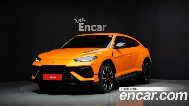 Lamborghini Urus 2024