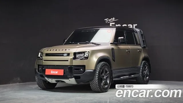 Land Rover Defender 2022