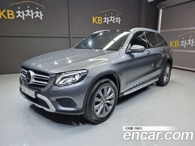 Mercedes-Benz GLC-Class 2019