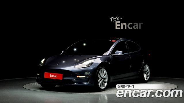 Tesla Model 3 2020