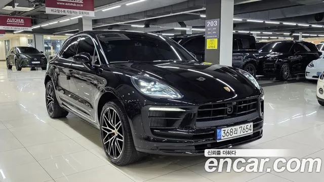 Porsche Macan 2022