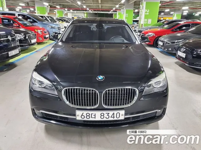 BMW 7-Series 2012
