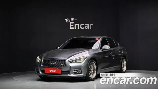 Infiniti Q50 2016