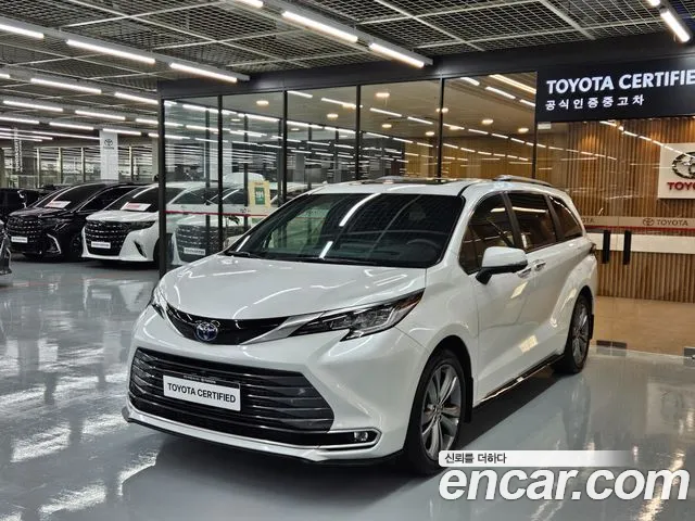 Toyota Sienna 2025
