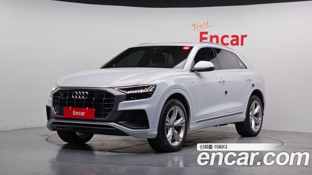 Audi Q8 2023