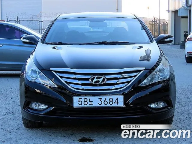 Hyundai Sonata 2010