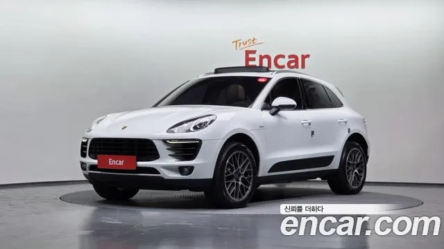 Porsche Macan 2016