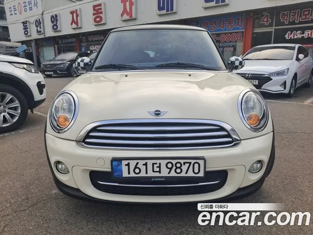 MINI Cooper 2012