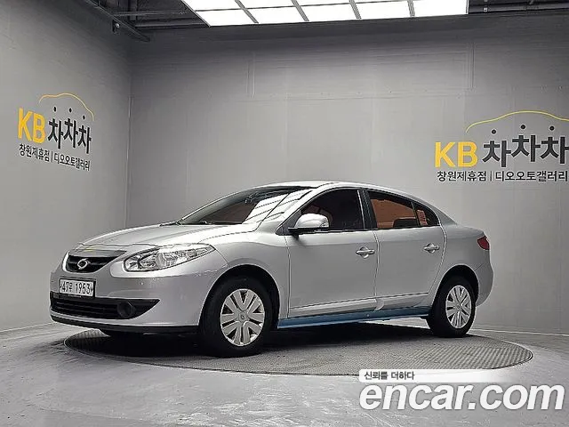 Renault SM3 2010