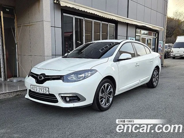Renault SM3 2015