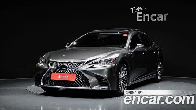 Lexus LS 2018