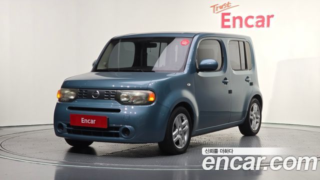 Nissan Cube 2011