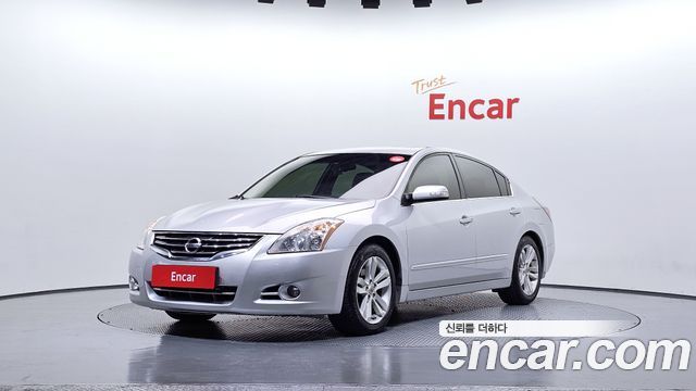 Nissan Altima 2012